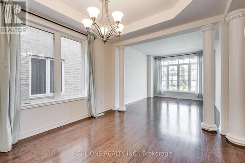 566 North Park Boulevard, Oakville, ON - Indoor Photo Showing Other Room