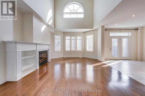 566 North Park Boulevard, Oakville, ON - Indoor Photo Showing Other Room With Fireplace