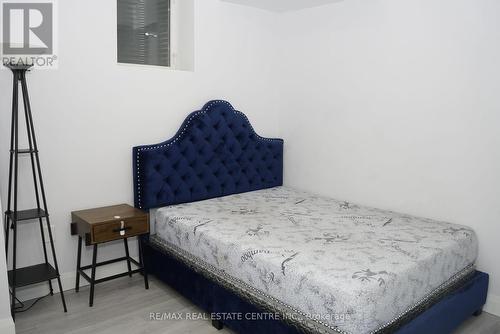 Lower - 88 Bowbeer Road, Oakville, ON - Indoor Photo Showing Bedroom