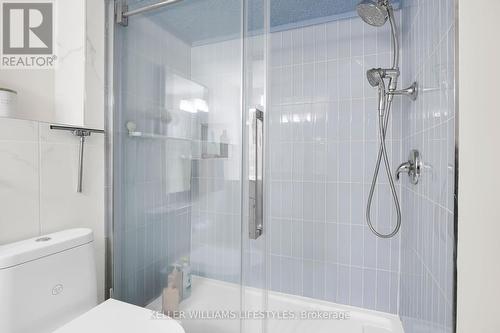 43 Finsbury Crescent, London, ON - Indoor Photo Showing Bathroom