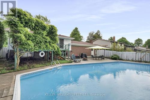 43 Finsbury Crescent, London, ON - Outdoor With In Ground Pool With Backyard