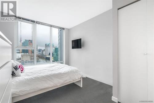 18Fl 131 Regiment Square, Vancouver, BC - Indoor Photo Showing Bedroom