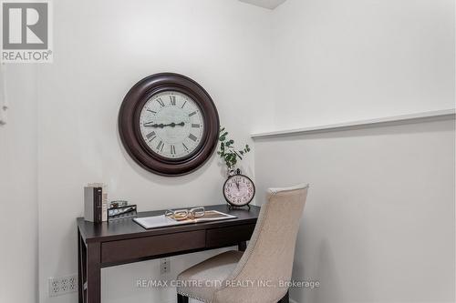 Office/Computer nook off Family Room - 223 Crimson Crescent, London, ON - Indoor Photo Showing Other Room