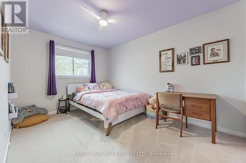 1382 Ian Road, Burlington, ON - Indoor Photo Showing Bedroom