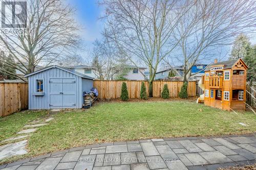 1382 Ian Road, Burlington, ON - Outdoor With Backyard