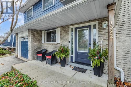 1382 Ian Road, Burlington, ON - Outdoor