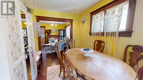 42 Shanley Street, Kitchener, ON - Indoor Photo Showing Dining Room