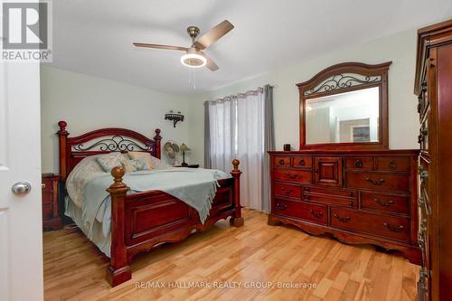 87 Moresby Drive, Ottawa, ON - Indoor Photo Showing Bedroom