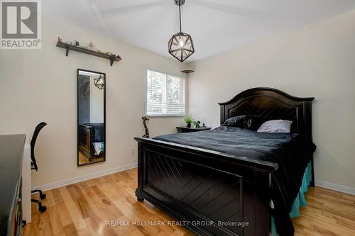 87 Moresby Drive, Ottawa, ON - Indoor Photo Showing Bedroom