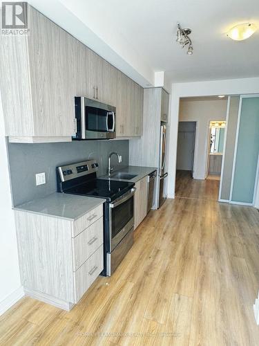 30 - 57 Finch Avenue, Toronto, ON - Indoor Photo Showing Kitchen