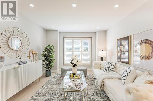 85 River Grove Drive, Toronto, ON - Indoor Photo Showing Living Room