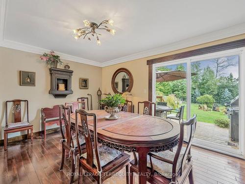 2211 Mildred Ave, Innisfil, ON - Indoor Photo Showing Dining Room