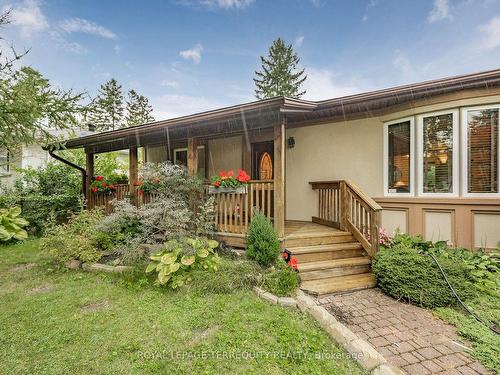 2211 Mildred Ave, Innisfil, ON - Outdoor With Deck Patio Veranda