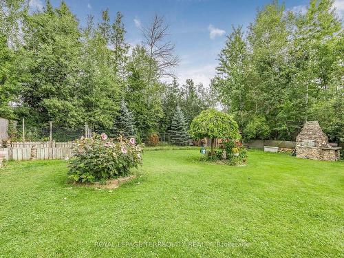 2211 Mildred Ave, Innisfil, ON - Outdoor