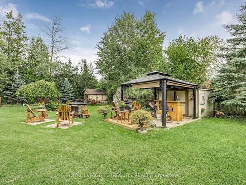 2211 Mildred Ave, Innisfil, ON - Outdoor With Backyard