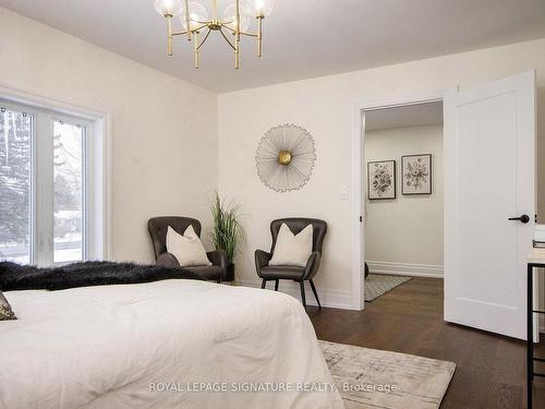 7563 Dale Rd, Port Hope, ON - Indoor Photo Showing Bedroom