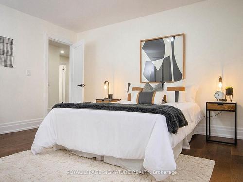 7563 Dale Rd, Port Hope, ON - Indoor Photo Showing Bedroom