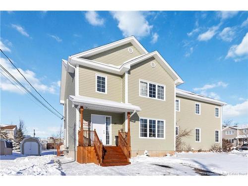 18 Mossyoak Cres, Moncton, NB 