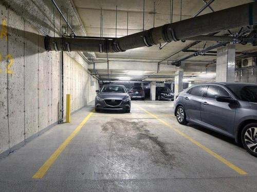 Garage - 1110-1375 Rue Des Bassins, Montréal (Le Sud-Ouest), QC - Indoor Photo Showing Garage