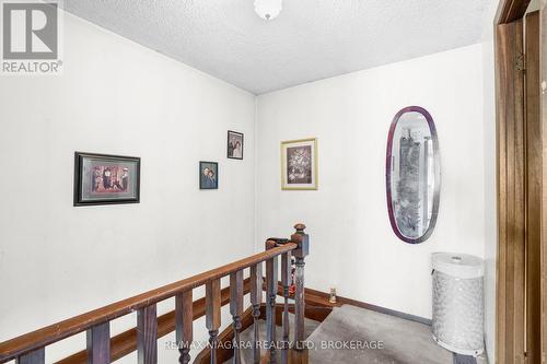 6159 Village Crescent, Niagara Falls (217 - Arad/Fallsview), ON - Indoor Photo Showing Other Room