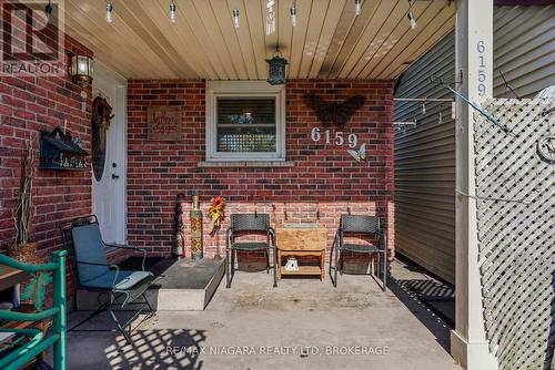 6159 Village Crescent, Niagara Falls (217 - Arad/Fallsview), ON - Outdoor With Exterior