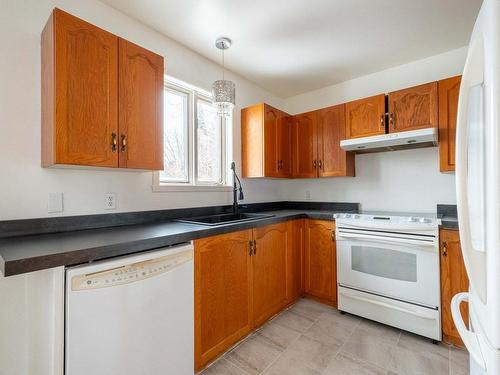 Kitchen - 10 Rue Capcour, Sorel-Tracy, QC - Indoor Photo Showing Kitchen