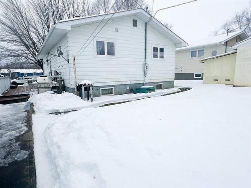 30 Seventh Street, Balmertown, ON - Outdoor