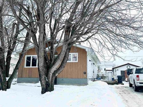 30 Seventh Street, Balmertown, ON - Outdoor