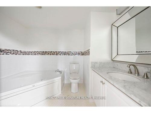 Th9-1 Rean Dr, Toronto, ON - Indoor Photo Showing Bathroom