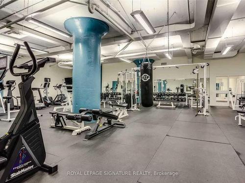 655-155 Dalhousie St, Toronto, ON - Indoor Photo Showing Gym Room