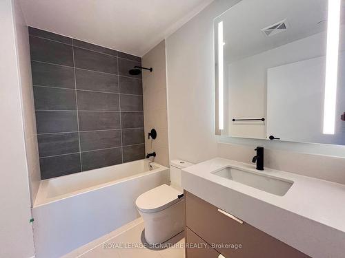 1303-308 Jarvis St, Toronto, ON - Indoor Photo Showing Bathroom