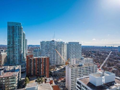 2902-2221 Yonge St, Toronto, ON - Outdoor With View