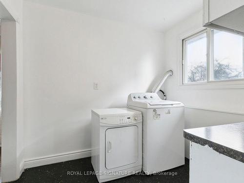 158 Rodda Blvd, Toronto, ON - Indoor Photo Showing Laundry Room