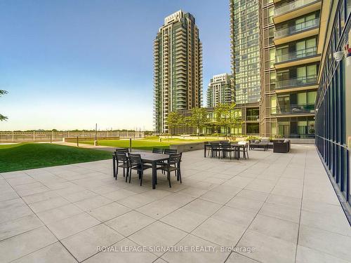 4504-4011 Brickstone Mews, Mississauga, ON - Outdoor