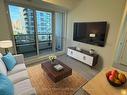 501-30 Elm Dr E, Mississauga, ON  - Indoor Photo Showing Living Room 