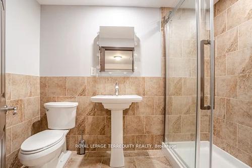 3121 Clipperton Dr, Mississauga, ON - Indoor Photo Showing Bathroom