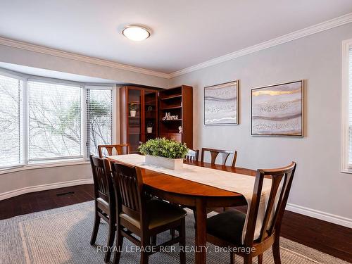 51 Meadow Dr, Orangeville, ON - Indoor Photo Showing Dining Room