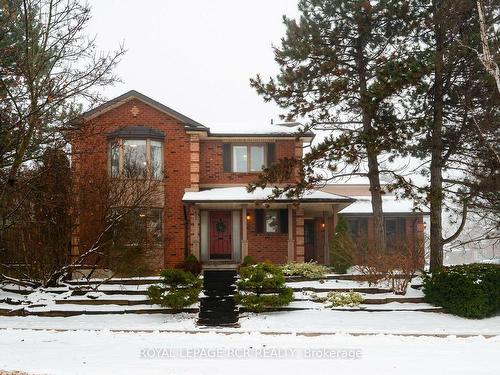 51 Meadow Dr, Orangeville, ON - Outdoor