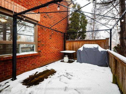 51 Meadow Dr, Orangeville, ON - Outdoor