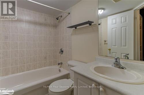 4 Royalton Lane, Collingwood, ON - Indoor Photo Showing Bathroom