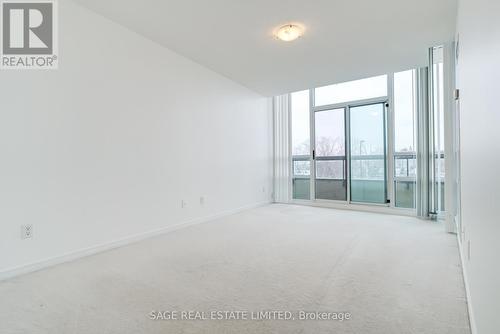 305 - 509 Beecroft Road, Toronto, ON - Indoor Photo Showing Other Room