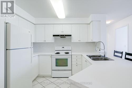 305 - 509 Beecroft Road, Toronto, ON - Indoor Photo Showing Kitchen With Double Sink