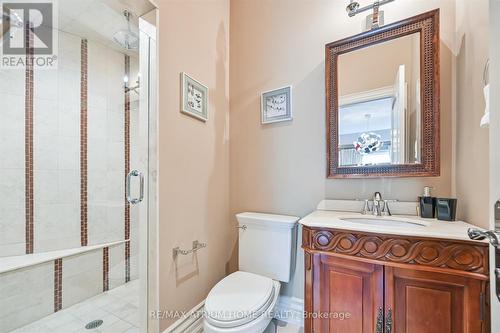 31 Greengate Road, Toronto, ON - Indoor Photo Showing Bathroom