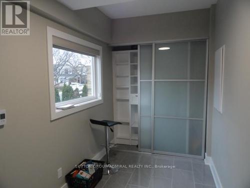 222 Westwood Avenue, Toronto, ON - Indoor