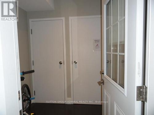 222 Westwood Avenue, Toronto, ON - Indoor Photo Showing Other Room