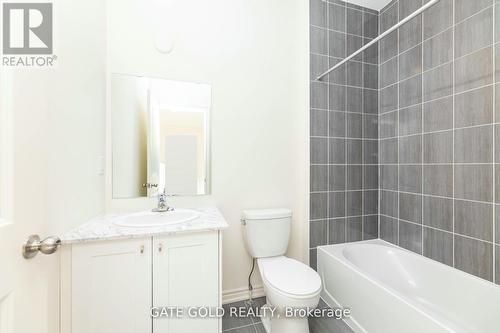 861 Rexton Drive, Oshawa, ON - Indoor Photo Showing Bathroom