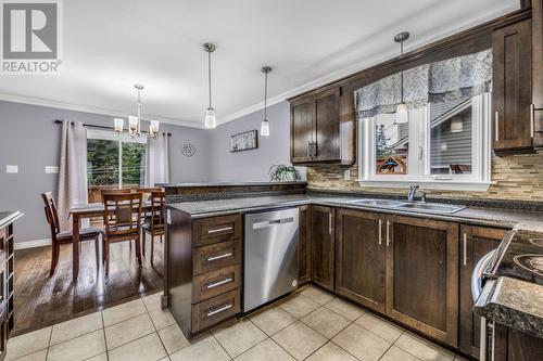 39 Magee Drive, Paradise, NL - Indoor Photo Showing Kitchen With Double Sink