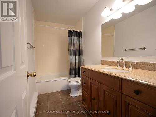 95 - 2 Selye Crescent, Ottawa, ON - Indoor Photo Showing Bathroom