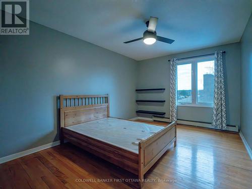 95 - 2 Selye Crescent, Ottawa, ON - Indoor Photo Showing Bedroom