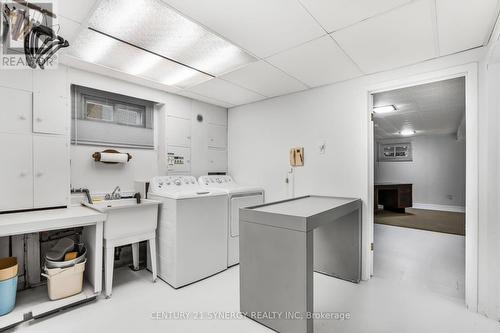 1254 Woodside Drive, Ottawa, ON - Indoor Photo Showing Laundry Room